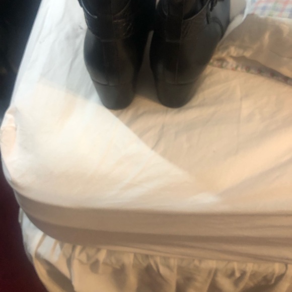 Nice 🥾 - Picture 3 of 8